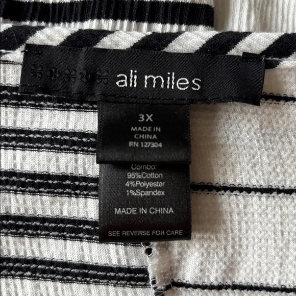 Ali Miles Black and White Striped Long Sleeve Top - Picture 3 of 8